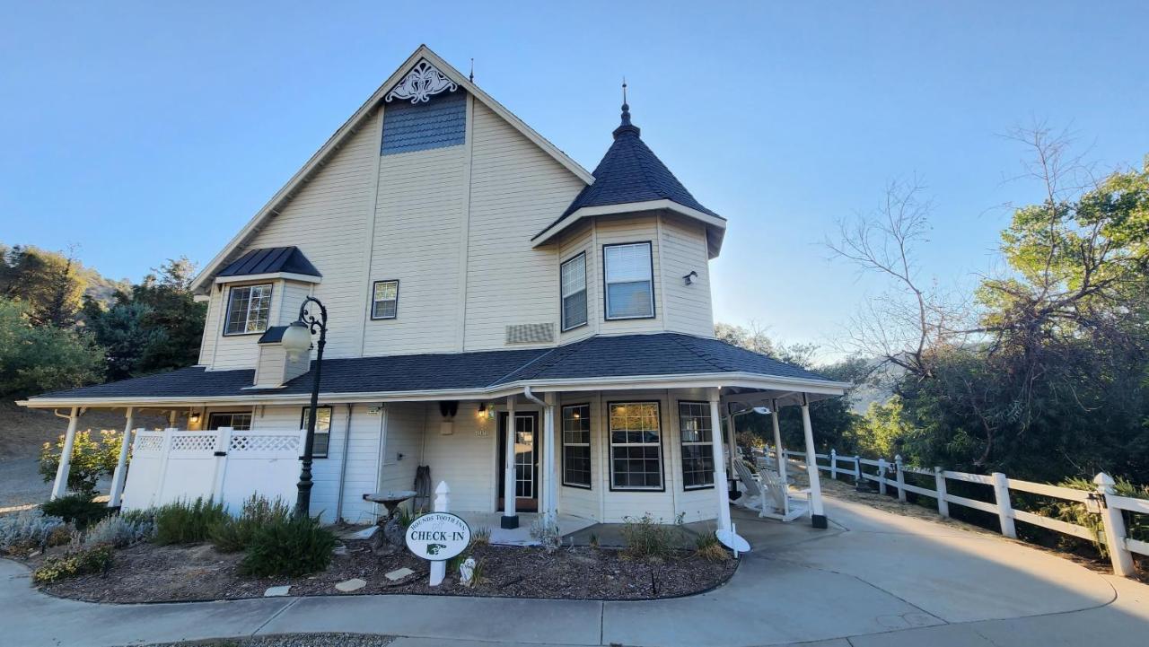 Hounds Tooth Inn Окхерст Экстерьер фото